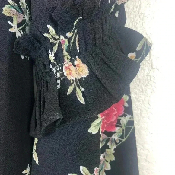 Neiman Marcus Floral Blouse size S Bell Sleeves - Picture 7 of 8